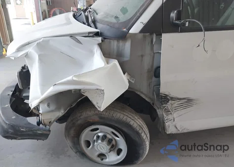 2016 Chevrolet Express 2500 Work Van z USA, uszkodzony, nr VIN 1GCWGAFF9G1167338